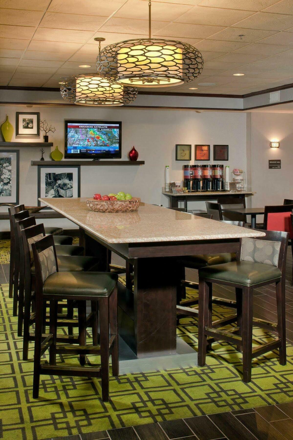 Hampton Inn Mount Pleasant Bagian luar foto